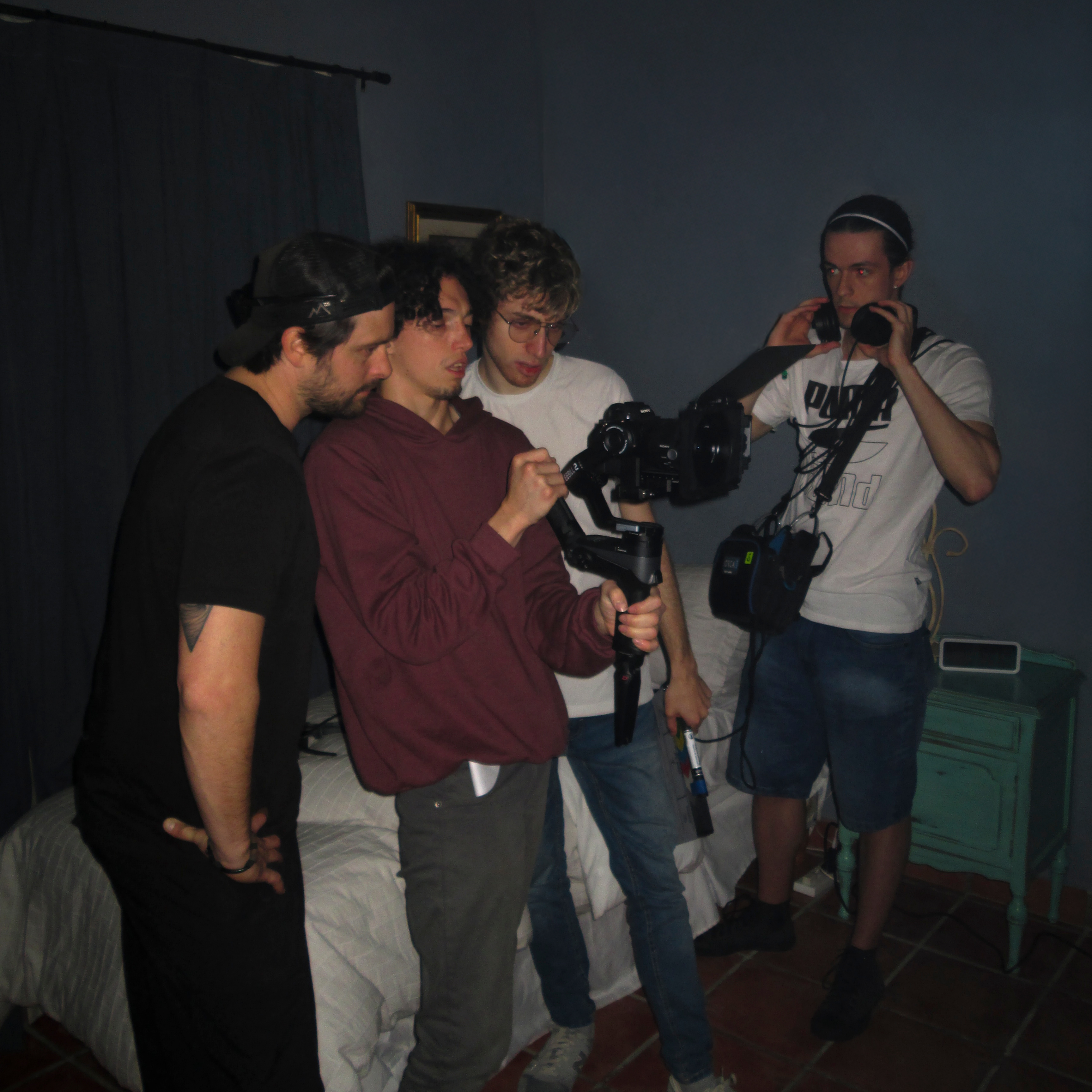 El Toro backstage (equipo técnico en pieza Toro niño)